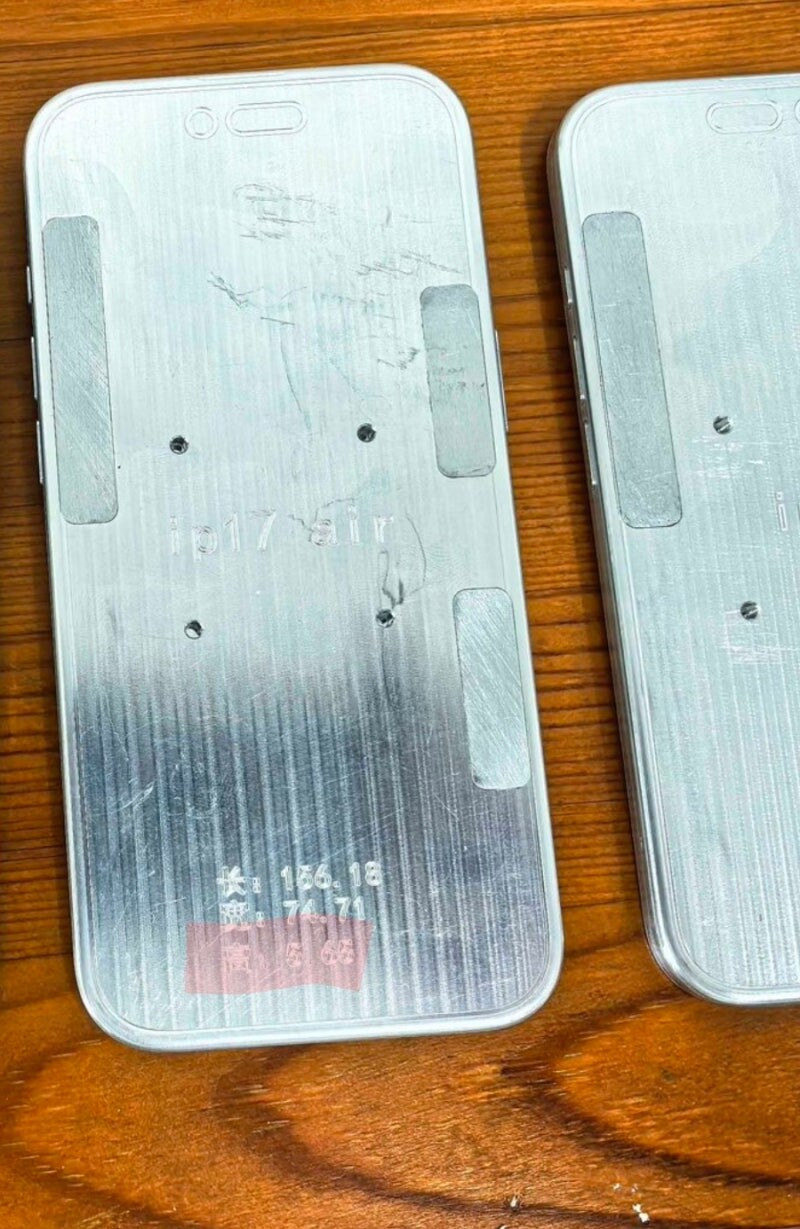 루머)아이폰 17 시리즈 몰드 더미_3.jpg