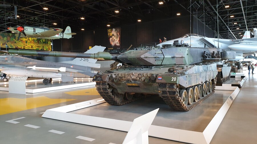 레오파르트 전차 근황_3.jpg