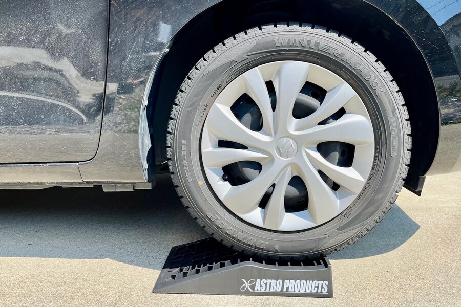 썸머 타이어 교체 하면서 브레이크 패드 교체._1.jpg