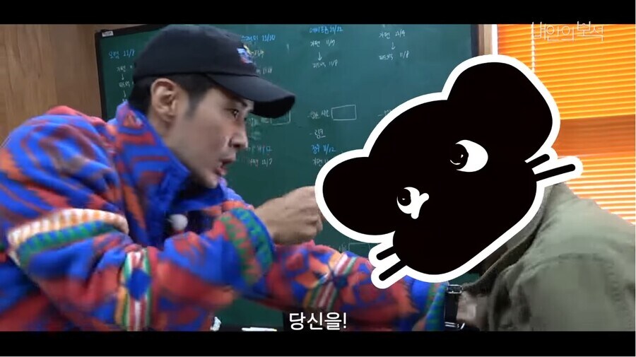 자기를 본딴 피규어를 본 연예인의 반응_21.jpg