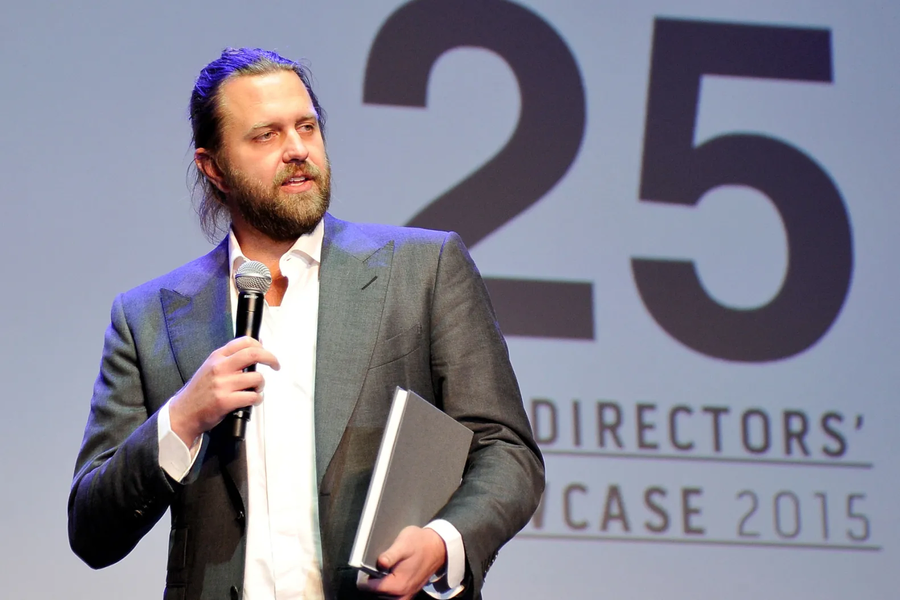 넥플릭스에서 제작비 받아서 개인적으로 쓴 감독_2.webp