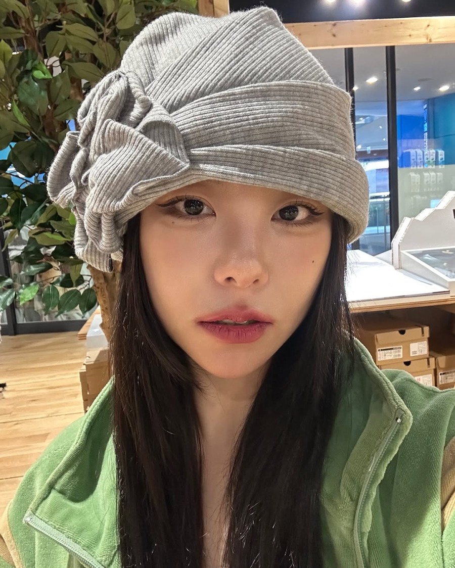 250322.휘인.인스타그램 04.jpg