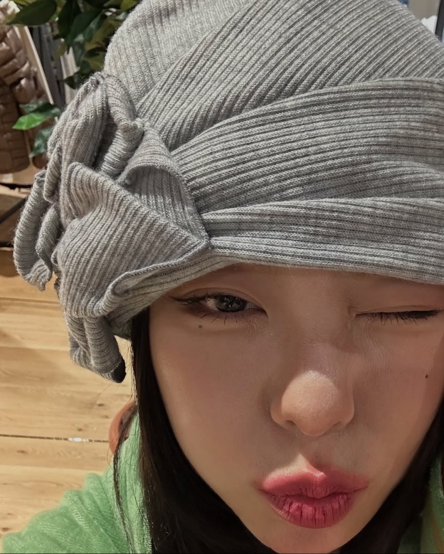 250322.휘인.인스타그램 10.jpg