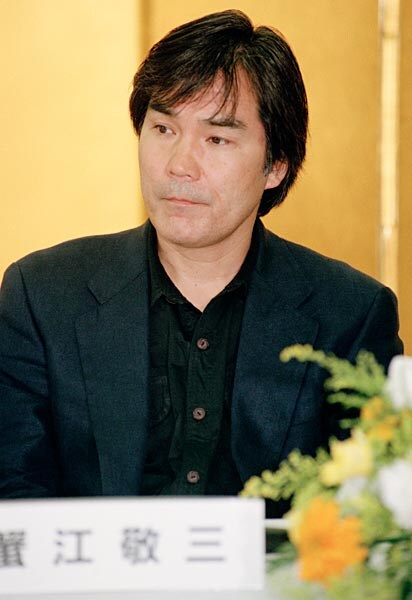 울트라맨) 광기와 기괴함을 잘 보여준 악역 배우_28.jpg