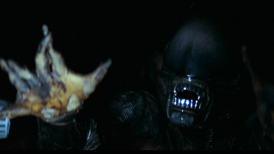 에일리언) 1편의 호러 요소 중 하나_3.png