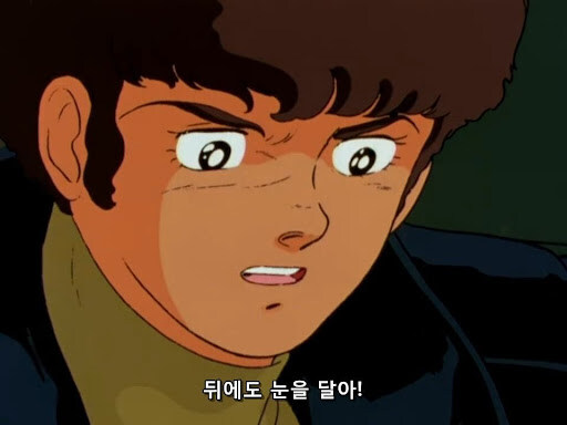 건담 우주세기 아무로의 뉴타입으로써 샤아보다 결여된 부분류 甲_1.jpg