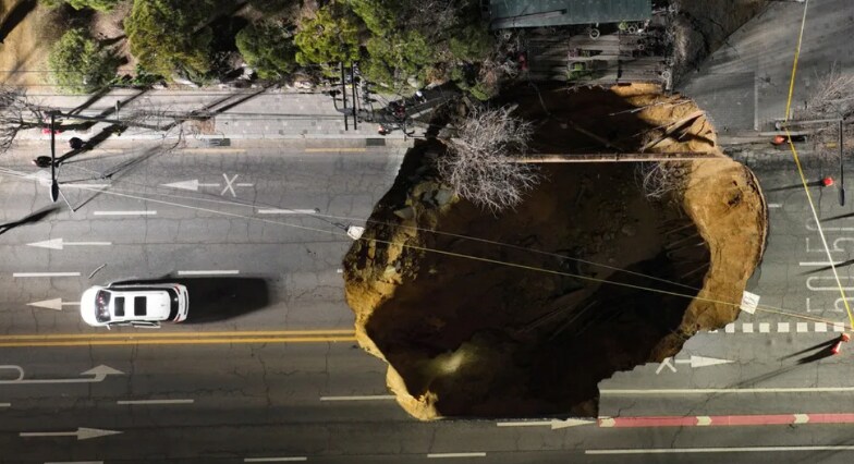 강동구 명일동 싱크홀 크기 ㅠ.ㅜ_1.png