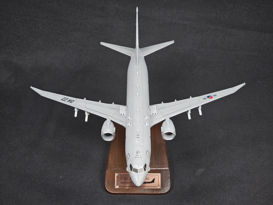 1/144 대한민국 해군 P-8A 포세이돈_4.jpg