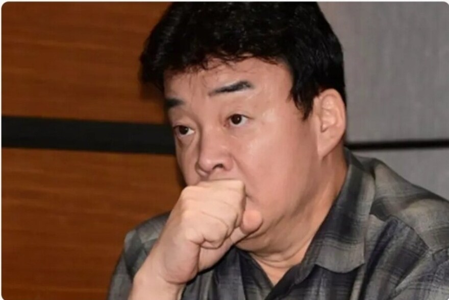 백종원 이슈로 워딩에 감정이 실린 것 같은 뉴스기자_2.jpg