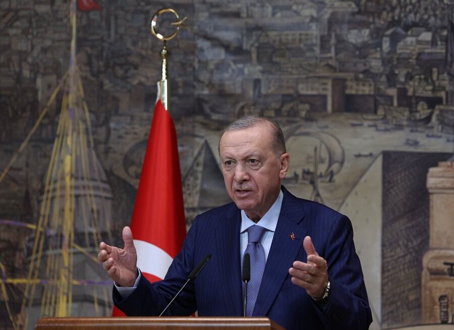 독재자 에르도안 "튀르키에 청년들이어 계몽할 용기를 가져라"_1.jpg