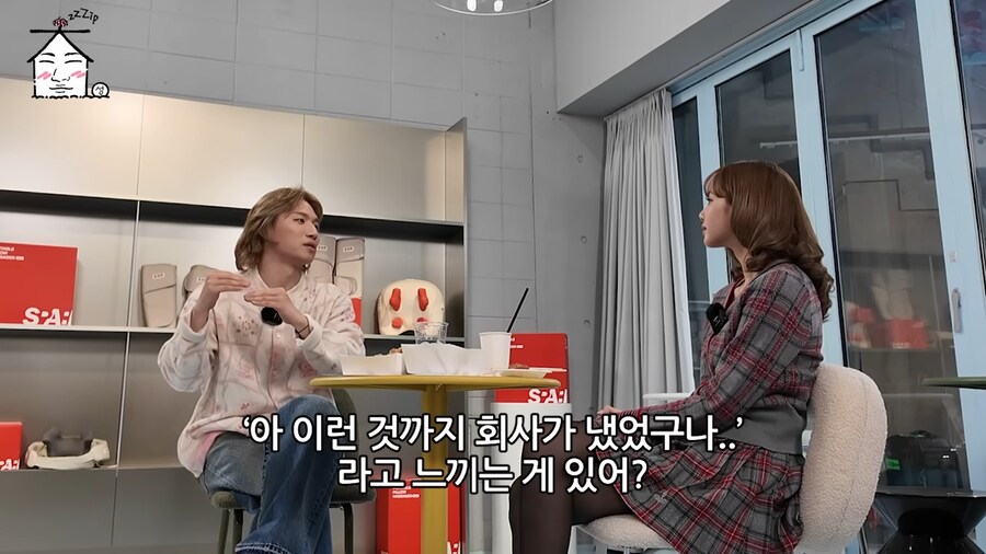 리사가 yg나가고 느낀 변화_2.png