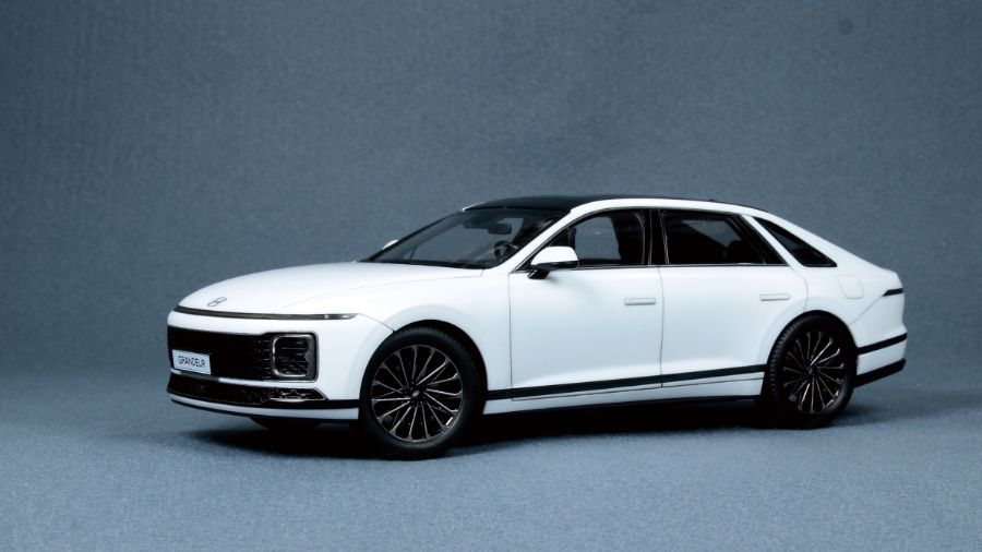 너무 잘나와 놀란 아카데미과학 1/24 그랜저GN7_3.jpg