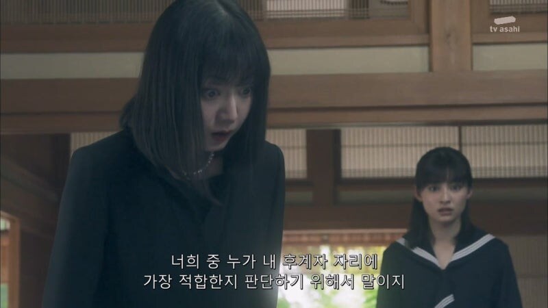 어머니 장례식을 치루는데 어머니가 살아돌아왔다_21.jpg