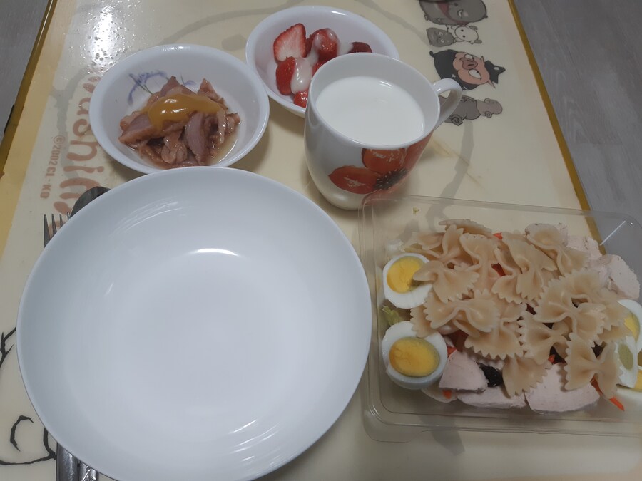 샐러드(4월 3일)_1.jpg