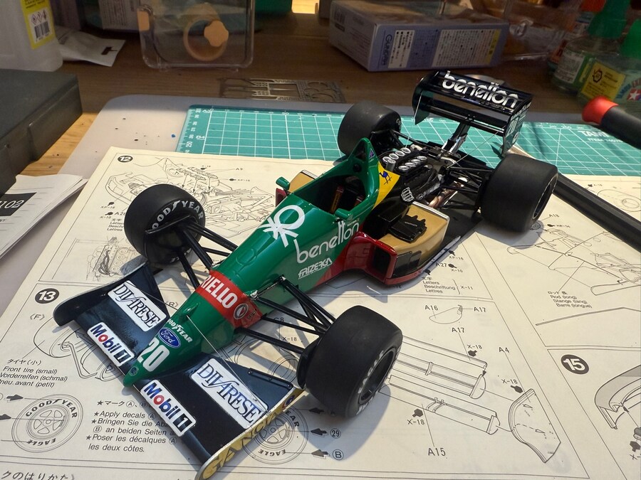 [TAMIYA] 1/20 Benetton Ford B188_15.jpg