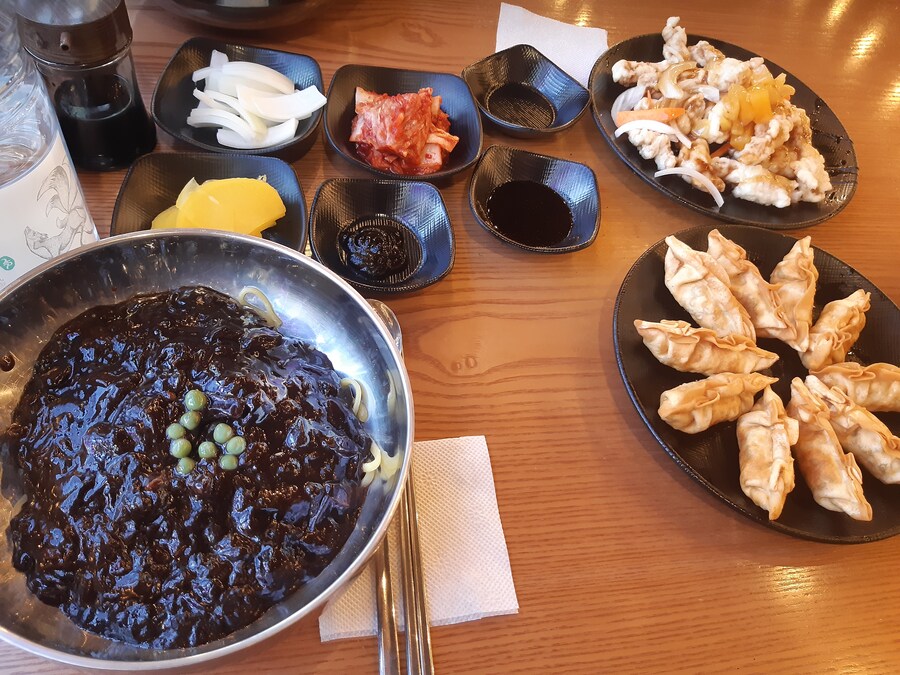 짜장면&군만두,탕수육 (4월6일☆)_1.jpg