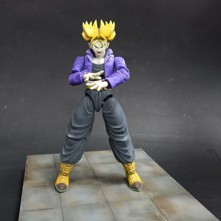 가수가 되고픈 드래곤볼 초싸이언 트랭크스_7.jpg