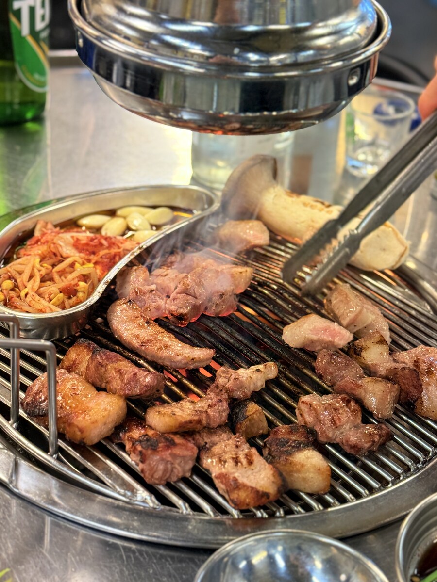 김포에서 먹는 돼지한근 연탄구이_(+육회)_6.jpg