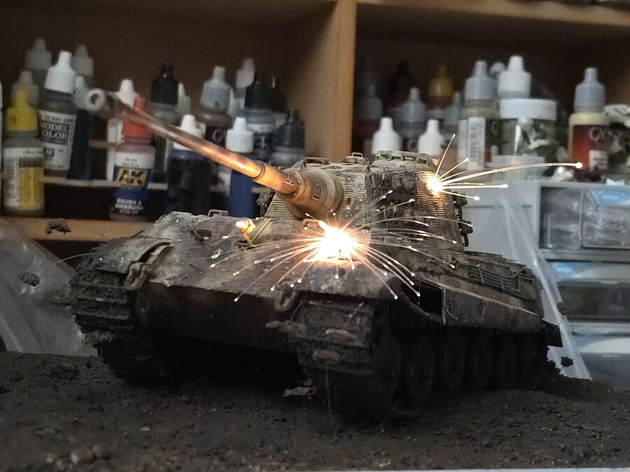 진격의 킹타이거_10.jpg