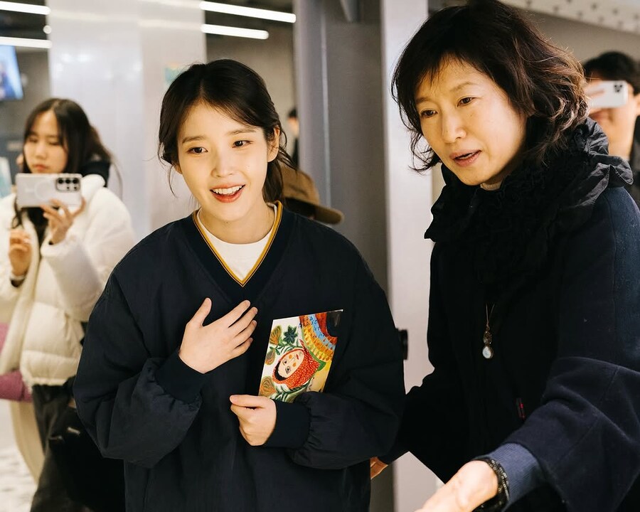 소셜뮤지엄 인스타그램(넷플릭스 금은동마을잔치 후기)_4.jpg