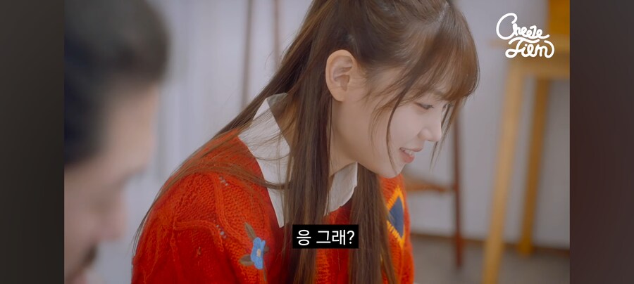 예쁜 여고생이 털보 아저씨 집에 찾아온 이유_27.jpg