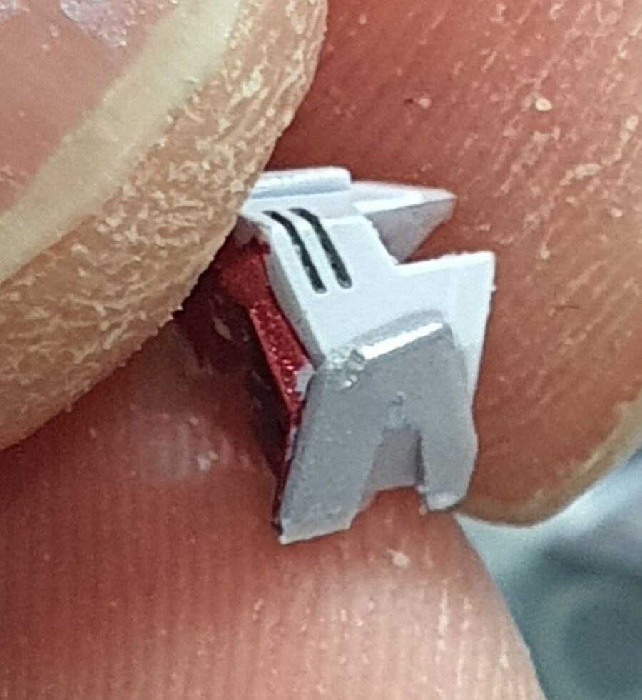 진짜 쟤를수리해요??상태 안 좋아보이는뎅..진짜 쟤를 고치라구요..?_8.png