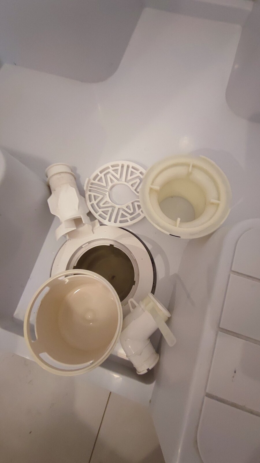 일본의 청소 업체가 감사를 전한 퇴거 주택 상태_4.jpg