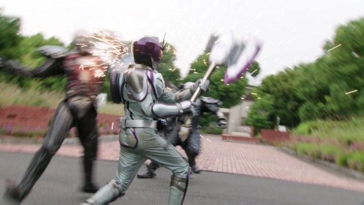 [가면라이더 드라이브] 나... 나도 휘두를 거야!_18.jpg