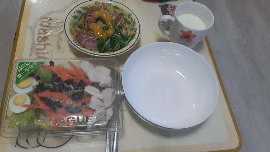 샐러드&오리고기 (4월 18일)_1.jpg