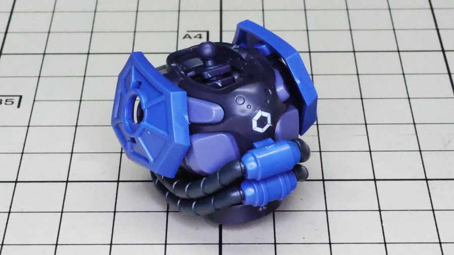 HG 1/144 군경 자쿠 조립 과정 사진_27.jpg