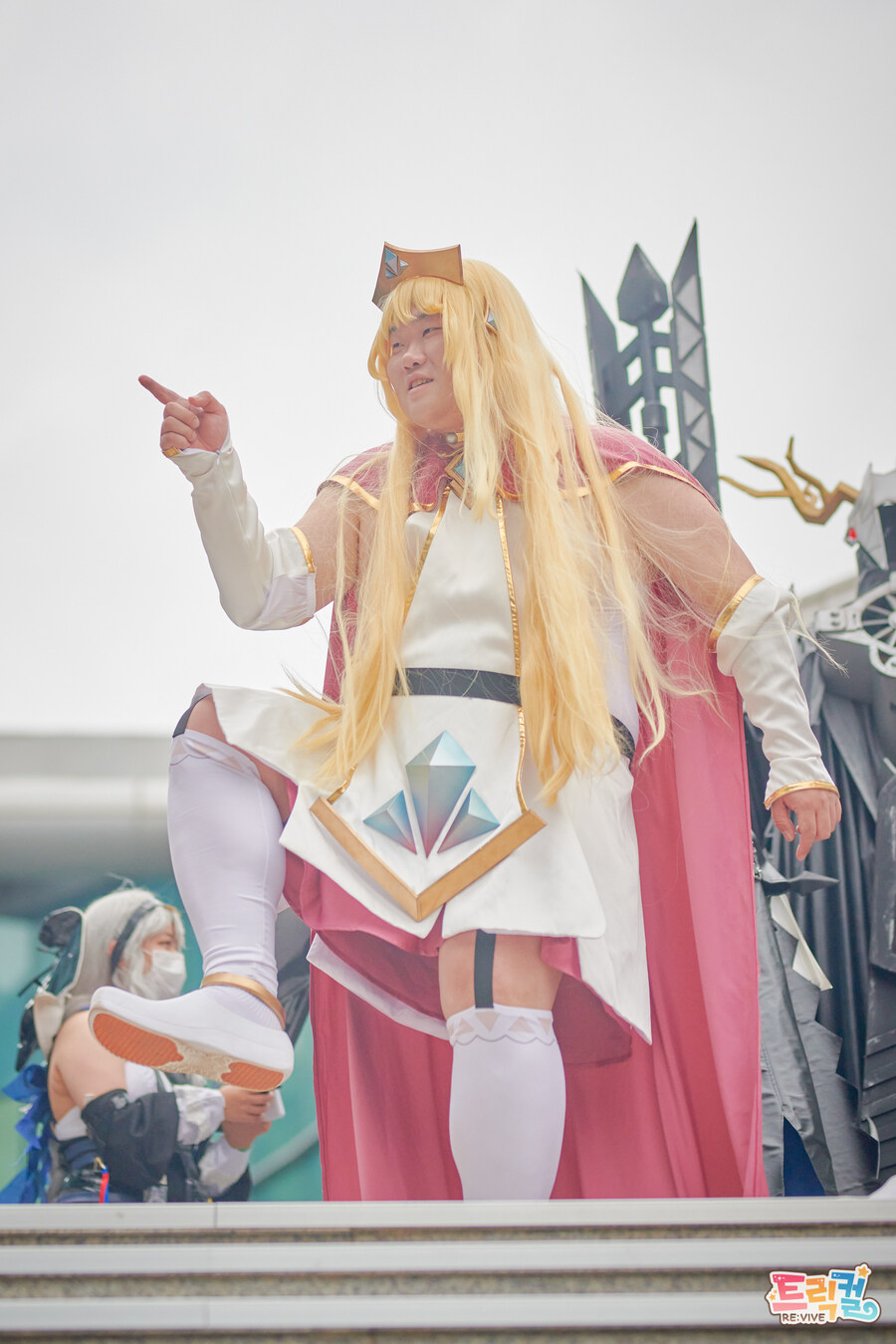 [트릭컬] 대표님 X 에르핀들의 코믹월드 나들이_26.jpg