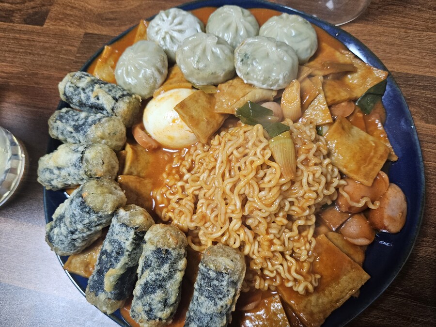방금 만든 저탄수 떡볶이