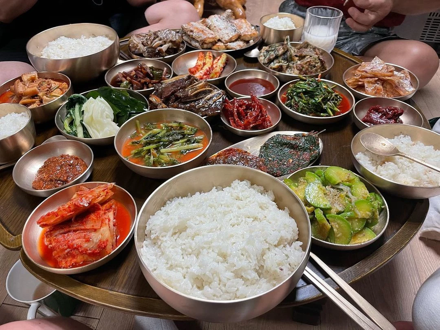 가수 테이의 식사량과 본가 밥상_2.webp