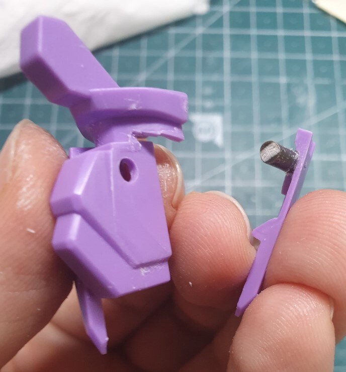 [무등급] 1/144 모빌 딘 예토전생 개조 작업기(1)_7.jpg