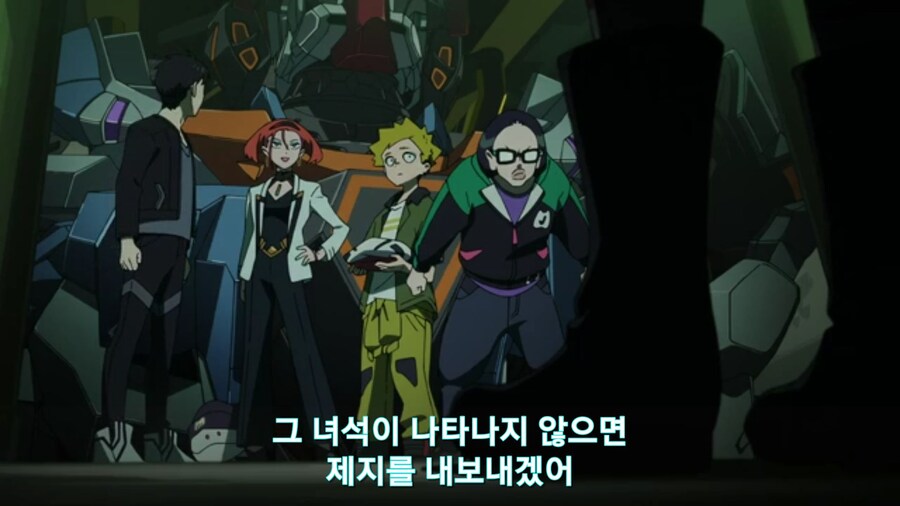 스압[기동전사 건담 GQuuuuuux]3화 비밀이 있는 두 건담 그리고 클랜 배틀_286.jpg