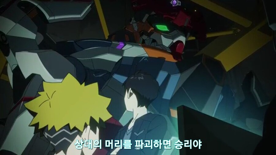 스압[기동전사 건담 GQuuuuuux]3화 비밀이 있는 두 건담 그리고 클랜 배틀_300.jpg