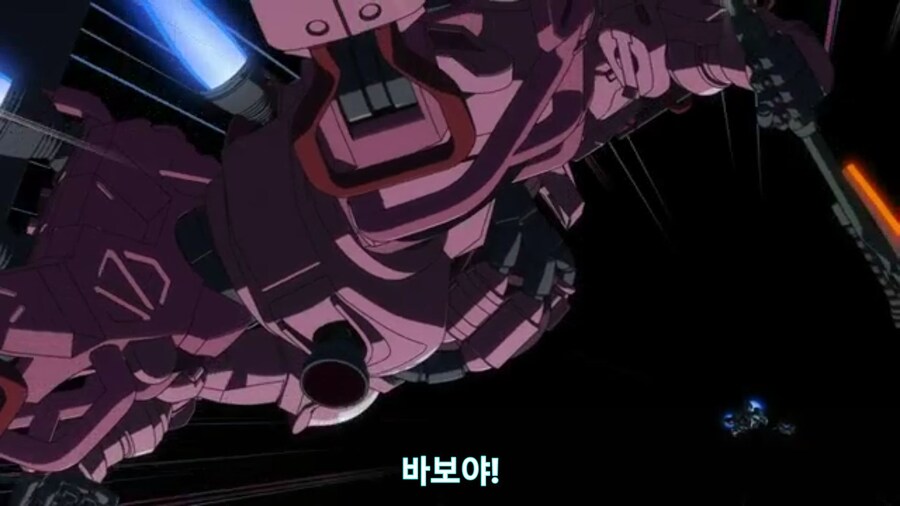 스압[기동전사 건담 GQuuuuuux]3화 비밀이 있는 두 건담 그리고 클랜 배틀_562.jpg