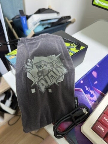 아쥬와 키니치의 유그린 보조베터리 콜라보!_5.jpg