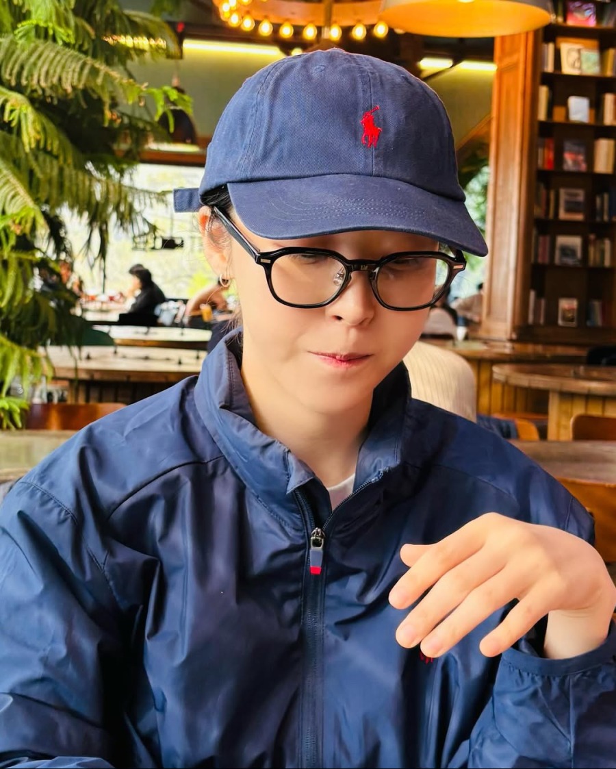 250427.문별.인스타그램 03.jpg