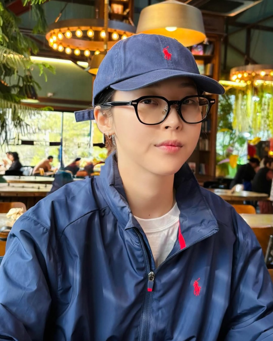 250427.문별.인스타그램 04.jpg