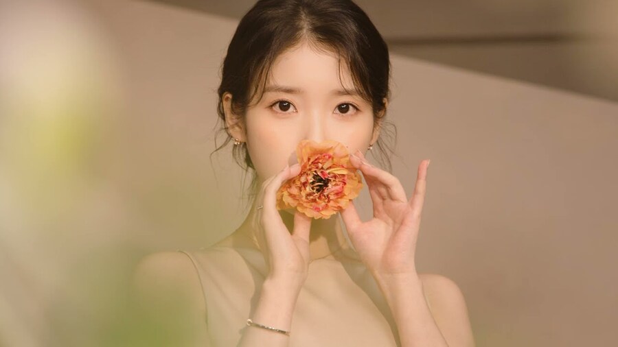[제이에스티나] WEAVE with IU 💓_1.jpg