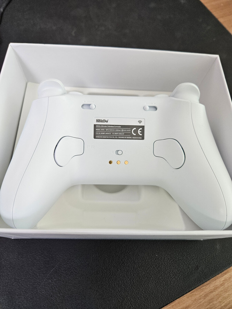 8bitdo 얼티메이트2 게임패드 왔다_4.jpg