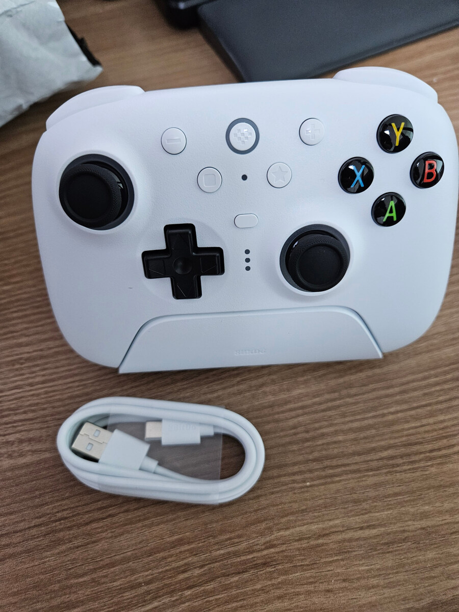 8bitdo 얼티메이트2 게임패드 왔다_6.jpg
