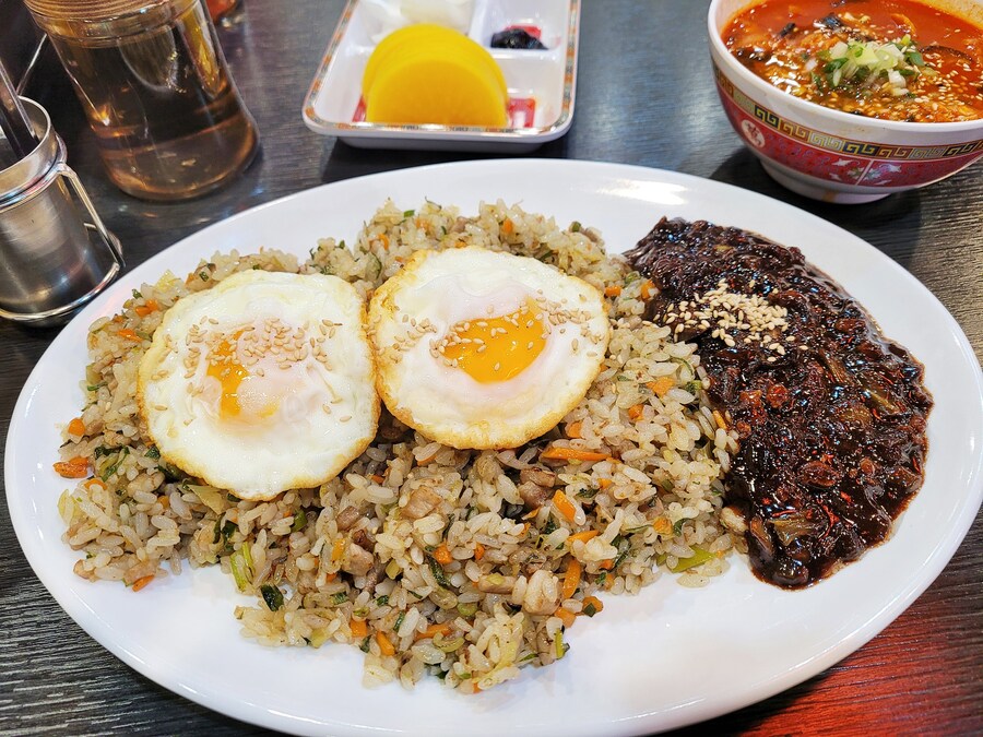 오랜만에 동네짬뽕 볶음밥_2.jpg