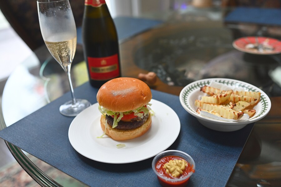 대충 해묵는 햄부기;ㅎ_2.jpg