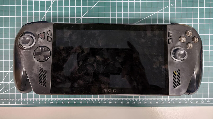 ASUS ROG Ally 2 휴대용 게임기 유출_1.jpg
