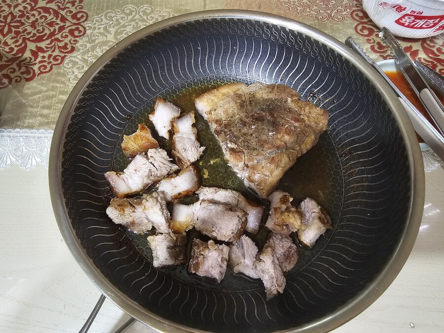 의외로 맛있는 돼지 앞다리살 구이_5.jpg