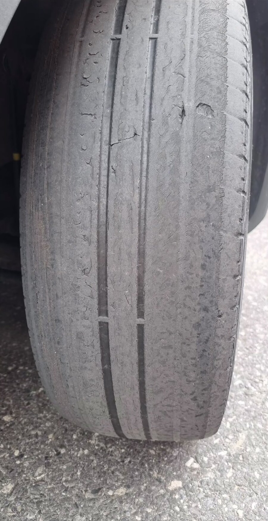 타이어 교체해야 되냐는 블라인.jpg_2.jpg