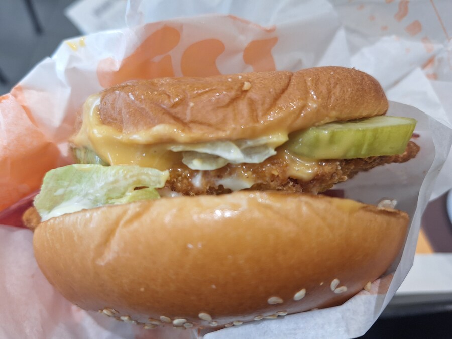 버거킹 크리스퍼 BLT_2.jpg