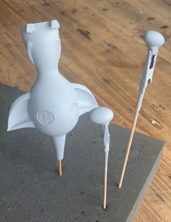3D 프린터로 만든 노랑 피크민 꽃병_13.png